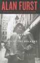 Spies of the Balkans (Thorndike Press Large Print Basic Series) - Alan Furst