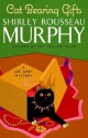 Cat Bearing Gifts (Joe Grey Mystery) - Shirley Rousseau Murphy