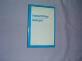 Betrayal (Modern Plays) - Harold Pinter