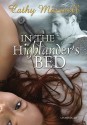 In the Highlander's Bed [With Earbuds] - Cathy Maxwell