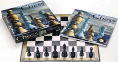 Chess Box Set: From First Moves to Checkmate (Fun and Games) - Daniel King