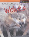 A Pack of Wolves - Richard Spilsbury, Louise Spilsbury