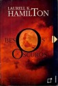 Besos oscuros (Meredith Gentry, #1) - Laurell K. Hamilton