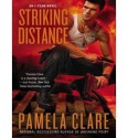 [ Striking Distance (I-Team #06) by Clare, Pamela ( Author ) Nov-2013 Compact Disc ] - Pamela Clare