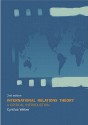 International Relations Theory: A Critical Introduction - Cynthia Weber, Weber Cynthia