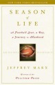 Season of Life: A Football Star, a Boy, a Journey to Manhood - Jeffrey Marx