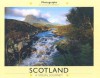 Scotland: A Visual Journey - Douglas Corrance