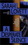 A Desperate Silence: A Dr. Sylvia Strange Novel - Sarah Lovett