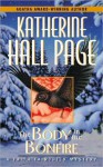 The Body in the Bonfire - Katherine Hall Page