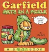 Garfield Gets in a Pickle: His 54th Book - Jim Davis