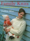 Family Knits: Over 25 Versatile Designs for Babies Children and Adults - Debbie Bliss