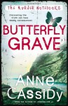 Butterfly Grave (Murder Notebooks) - Anne Cassidy