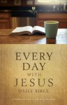 Every Day with Jesus Daily Bible - Selwyn Hughes, Holman Bible Publisher