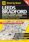 AA Street by Street: Leeds, Bradford, Brighouse, Dewsbury, Halifax, Ilkley, Keig - Automobile Association of Great Britain, A.A. Publishing