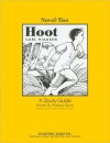 Hoot: A Study Guide (Novel-Ties Study Guides Series) - Roberta Garris, Carl Hiaasen, Joyce Friedland, Rikki Kessler