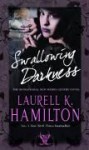 Swallowing Darkness - Laurell K. Hamilton