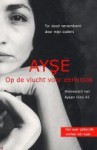 Op de vlucht voor eerwraak - Ayse, Isabella Kroth, Jan Smit