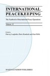 International Peacekeeping, Volume 12: The Yearbook of International Peace Operations - Harvey Langholtz, Boris Kondoch, Alan Wells