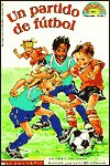 Un Partido de Futbol! (Soccer Game!) - Grace Maccarone