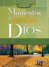 Momentos de Quietud Con Dios: Un Devocionario - Honor Books