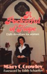 A Pocketful of Hope: Daily Devotions for Women - Mary Catherine Crowley