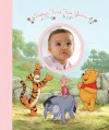 Disney Winnie the Pooh: Baby's First Five Years (Keepsake Record Book and Storage Box for Baby Girl) - Editors of Publications International LTD