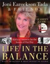 Life in the Balance Leader's Guide: Biblical Answers for the Isuues of Our Day - Joni Eareckson Tada