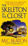 The Skeleton in the Closet - M.C. Beaton