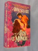 A Rose at Midnight - Anne Stuart