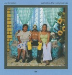 Lourdes Grobet: Lucha Libre, the Family Portraits - Lourdes Grobet