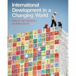 International Development in a Changing World - Theo Papaoiannou, Melissa Butcher