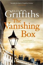 The Vanishing Box - Elly Griffiths