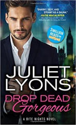 Romancing the Undead (Undead Dating Service) - Juliet Lyons