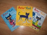 Pete the Cat Set (Pete the Cat I Love My White Shoes, Pete the Cat Rocking in My School Shoes, and Pete the Cat and His Four Groovy Buttons) by Eric Litwin (2013-05-03) - Eric Litwin