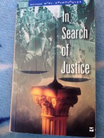 In Search of Justice - James Barry, Christine McClymont, Berenice Wood