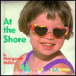 At the Shore: Super Chubby Board Book - Margaret Miller