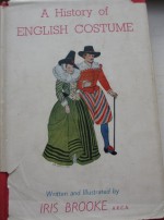 A History of English Costume - Iris Brooke