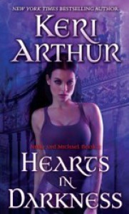 Hearts in Darkness - Keri Arthur