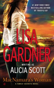 MacNamara's Woman: A Family Secrets Novel - Lisa Gardner