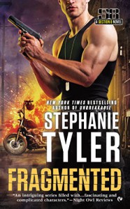 Fragmented: A Section 8 Novel (A Section Eight Novel) - Stephanie Tyler