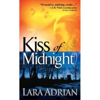 Kiss of Midnight (Midnight Breed, #1) - Lara Adrian