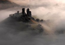 Mystery of Corfe Castle in United Kingdom (Photo Gallery): (Photo Books,Photo Album,Photo Display,Photo Journal,Photo Magazines,Photo Story,Photo Traveler,Travel Books,Travel Photos,Tra - John Parker