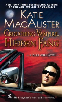 Crouching Vampire, Hidden Fang - Katie MacAlister