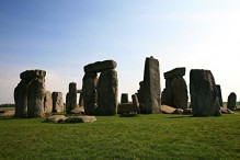 Beautiful Stonehenge in England (Photo Gallery): (Photo Books,Photo Big Book,Photo Display,Photo Journal,Photo Magazines,Photo Story,Photo Traveler,Travel Books,Travel Photos,Travel Photog - John Parker