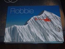 Robbie: The Robinson Helicopter Experience - Jon Davison