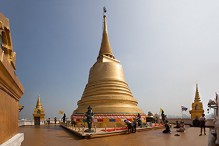 Photo Gallery : Beautiful of Wat Saket in Bangkok, Thailand: (Photo Books,Photo Album,Photo Big Book,Photo Journal,Photo Magazines,Photo Story,Photo Traveler,Travel Books) - John Parker