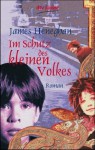 Im Schutz des kleinen Volkes - James Heneghan