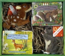 Smithsonian's Backyard: Fawn at Woodland Way/Gray Squirrel at Pacific Avenue (Smithsonian Soundprints Mini Book and Plush Series) - Kathleen Weidner Zoehfeld, Victoria Sherrow, Geri Harrington, Michele Chopin Roosevelt