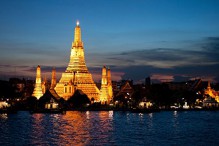 A Visit To Wat Arun (Temple of Dawn) (Photo Gallery) - John Parker