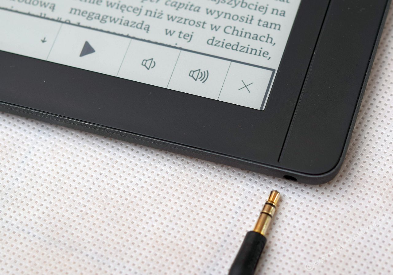 PocketBook InkPad 2 - gniazdo audio mini jack